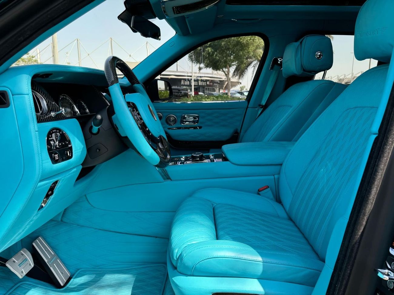 Rolls-Royce Cullinan Std MANSORY GCC SPEC NEAT AND CLEAN LESS KILOMETER