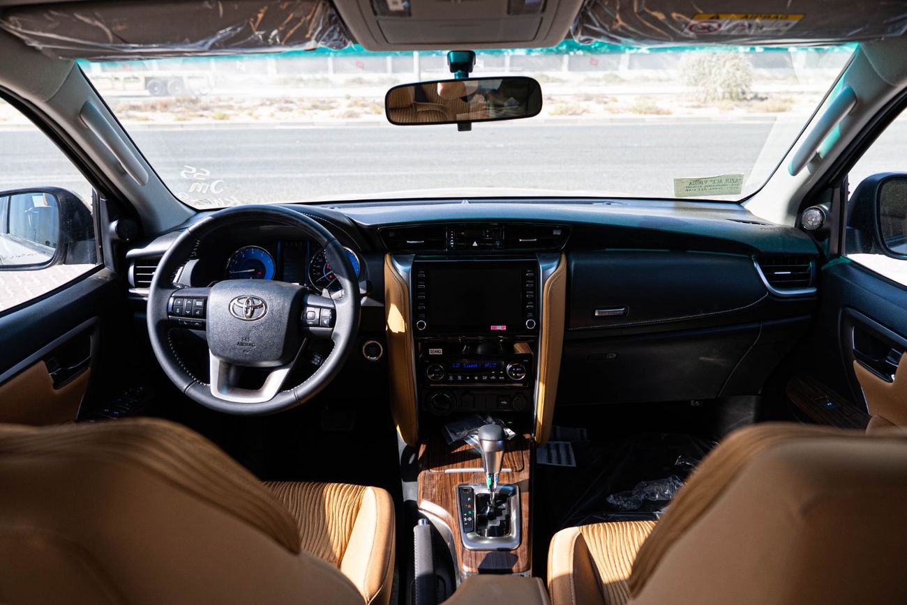 Toyota Fortuner 2024 Toyota Fortuner HI 2.7 - Avant-Grade Bronze Me Inside Quartz | Export Only