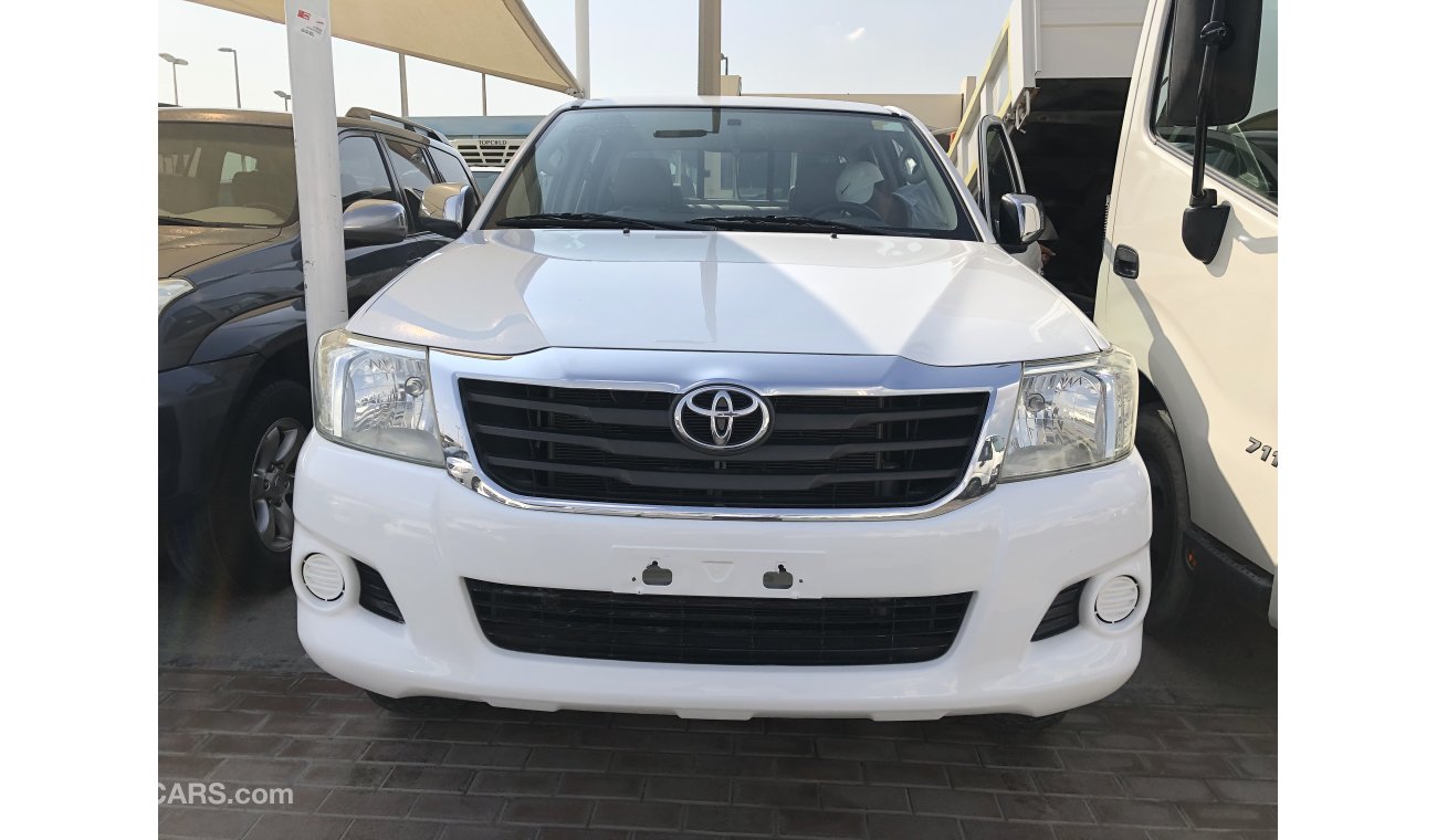 Toyota Hilux Toyota Hilux D/c pick up 4x4, Diesel,Model:2013. Only done 62000 km