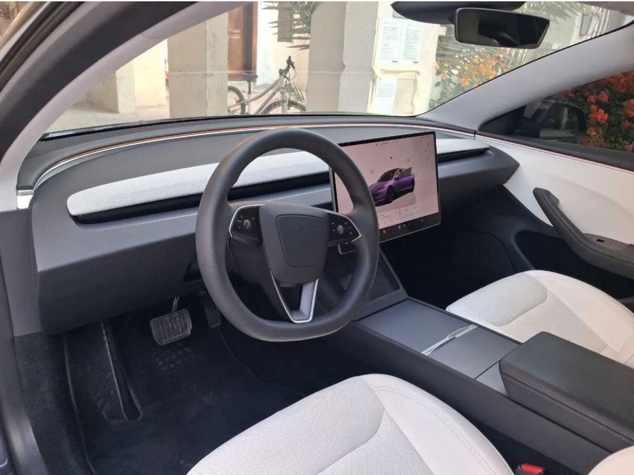 Tesla Model 3 Long Range (AWD)