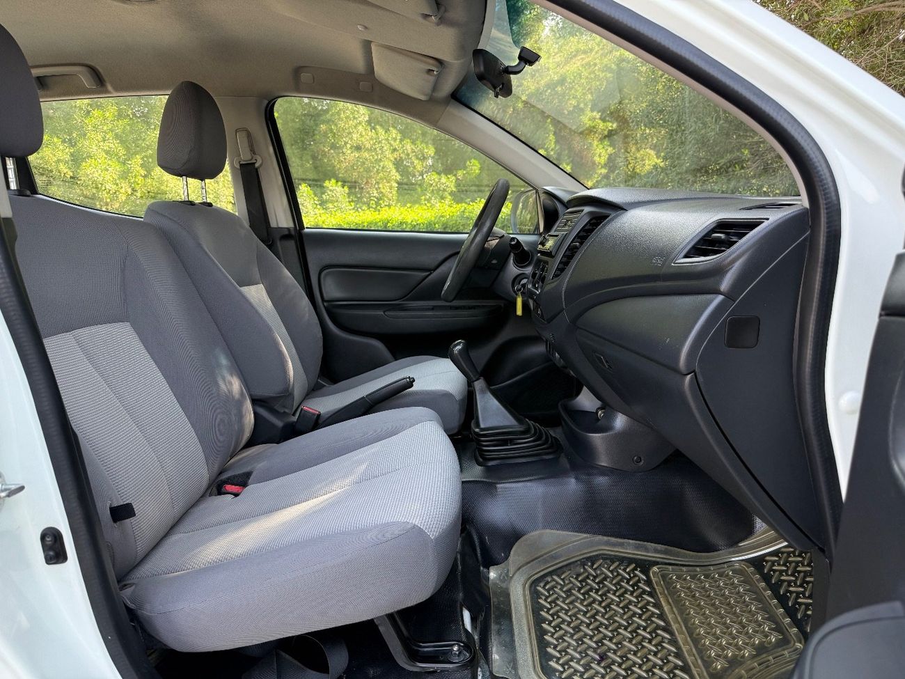 ميتسوبيشي L200 GL 2.4L (132 HP)