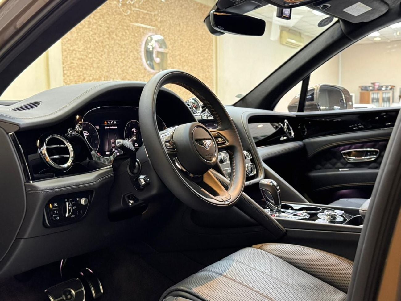 Bentley Bentayga AZURE