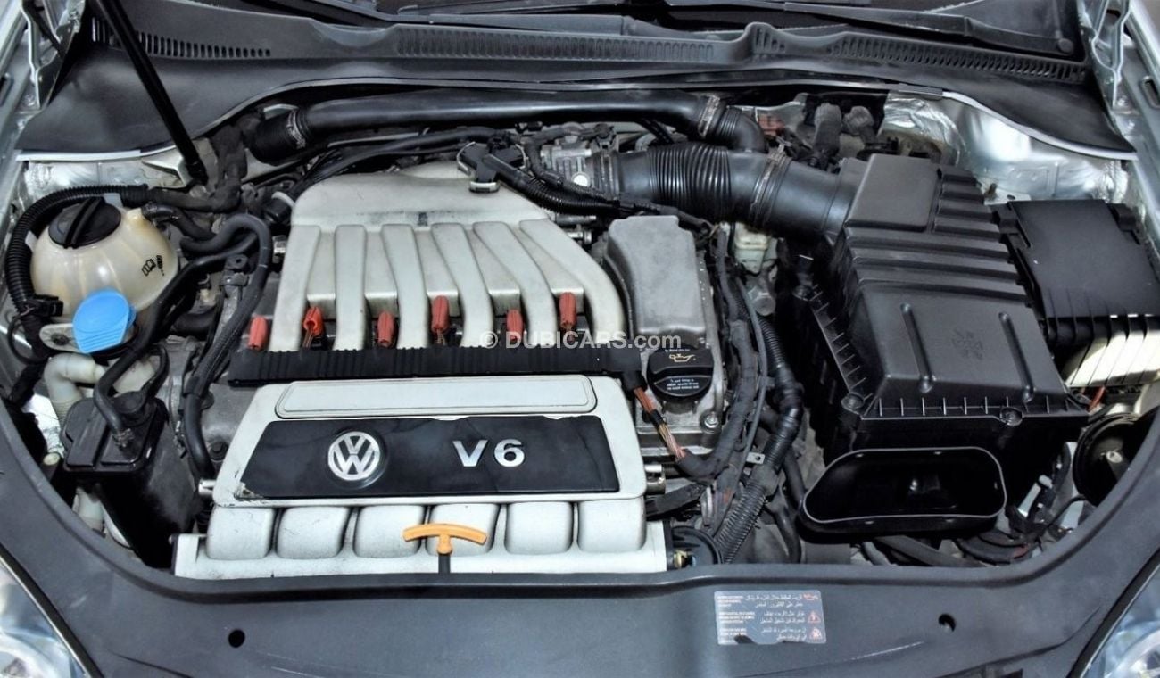 فولكس واجن جولف EXCELLENT DEAL for our Volkswagen Golf R32 V6 ( 2009 Model ) in Silver Color GCC Specs