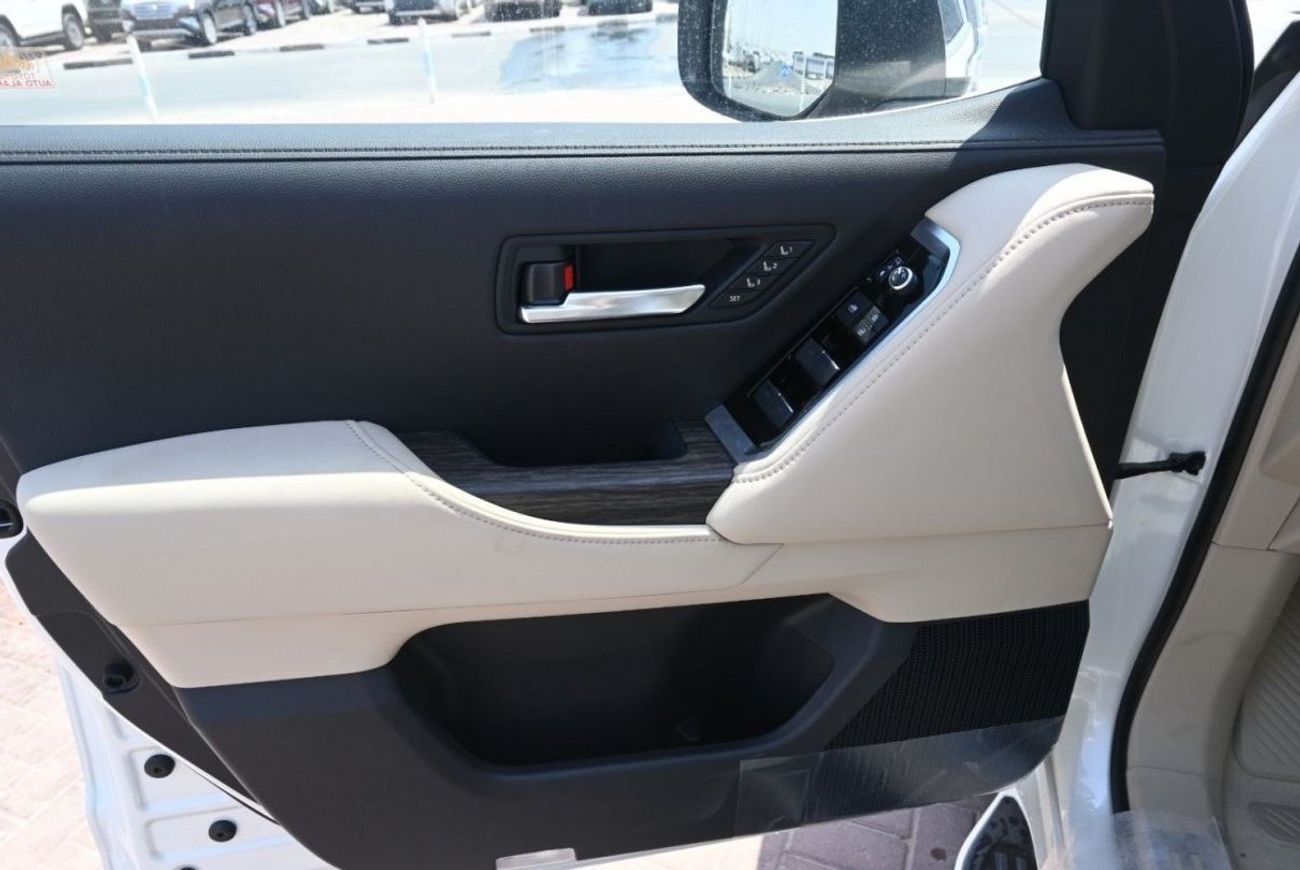 تويوتا لاند كروزر VXR 3.3L DIESEL 2023