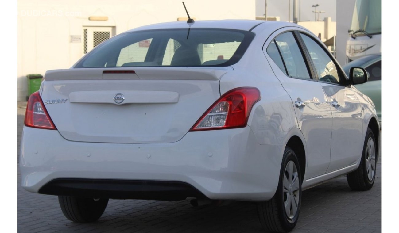 Nissan Sunny Nissan Sunny 2019 white GCC without accidents, very clean from  inside and outside