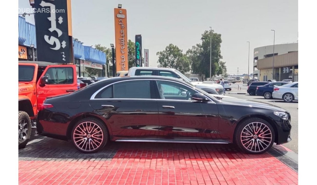 مرسيدس بنز S 500 AMG 4 M 5 Y Warranty or 105000 kms  4 Y Service to 60,000 GCC 2021