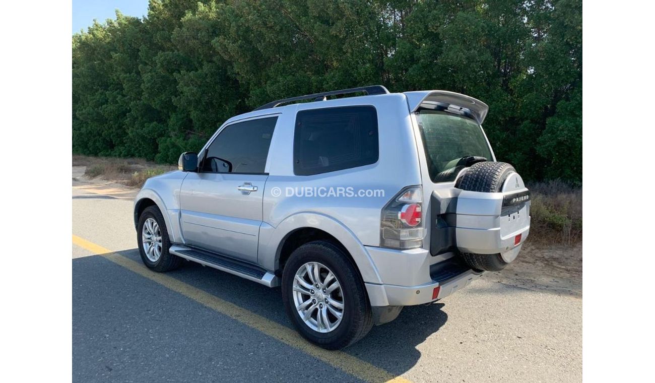 Mitsubishi Pajero Mitsubishi pajero 3.8 2013 full options no 1
