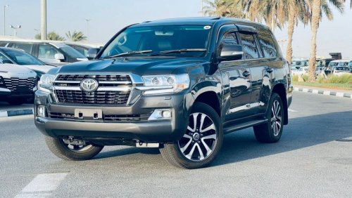 تويوتا لاند كروزر 2021 DIESEL 4.5L SUNROOF & 360 CAMERA | 7 PREMIUM LEATHER & ELECTRIC SEATS | PREMIUM CONDITION