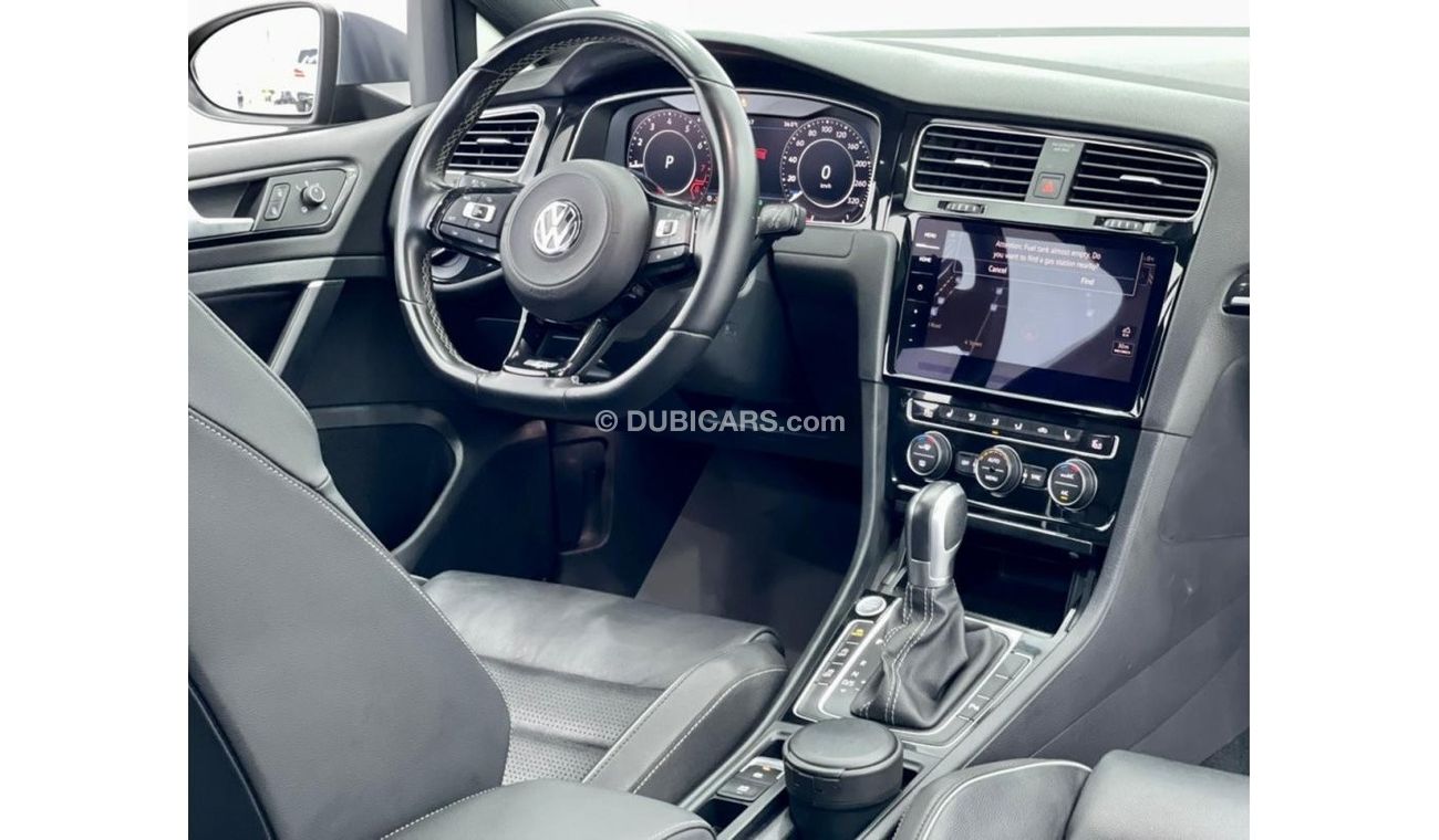 فولكس واجن جولف R R