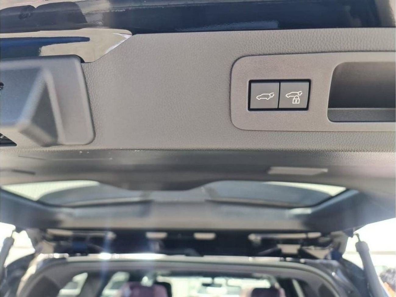 Toyota Land Cruiser LC 300 3.5L VXR PETROL A/T 7 SEATER