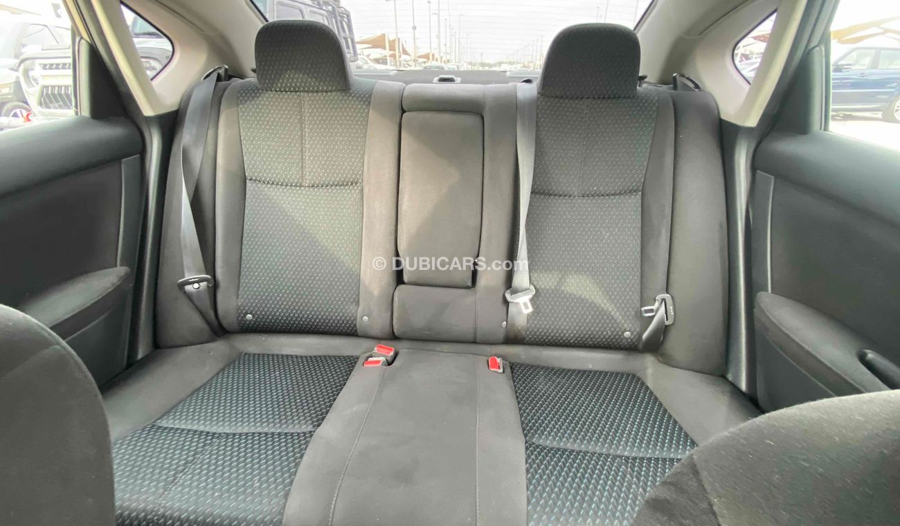 Nissan Sentra S 1.8L, V4