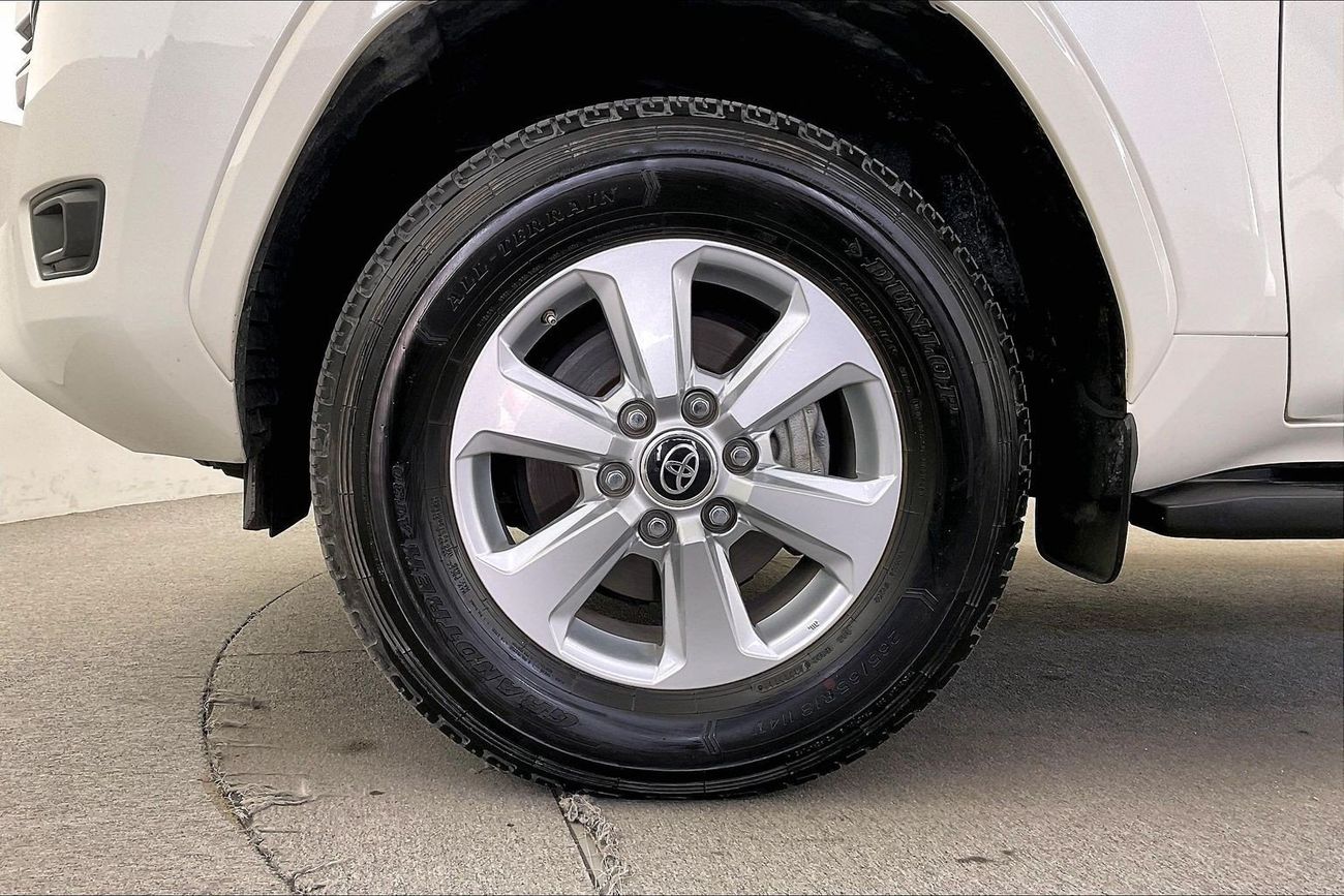 Toyota Land Cruiser EXR | Guaranteed Warranty | 0 Down Payment