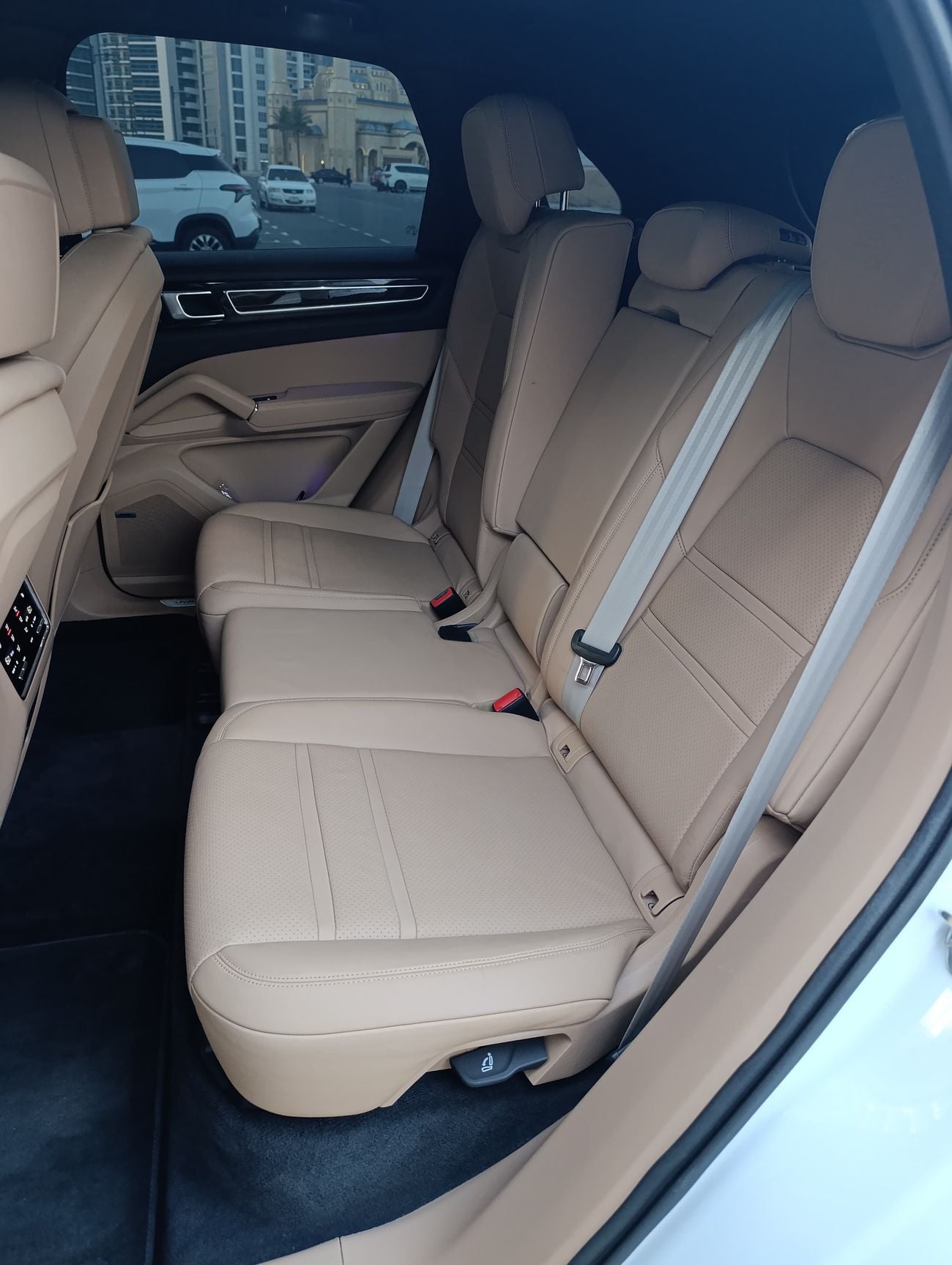 بورش كايان Platinum Edition