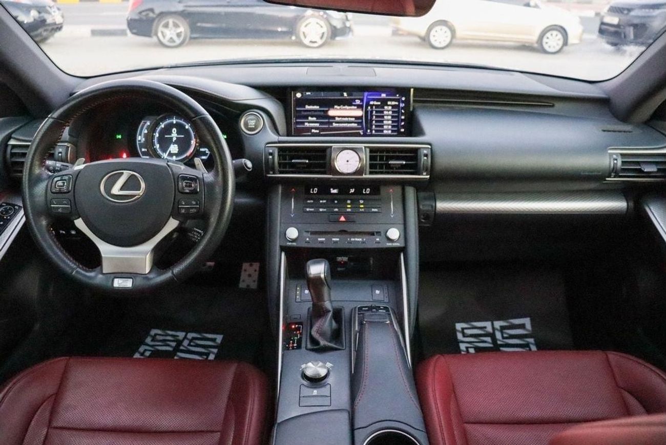 لكزس IS 350 F Sport Premier 3.5L Lexus Is350 F-Sport Platinum/ 2019 / GCC / V6 / Full Service History