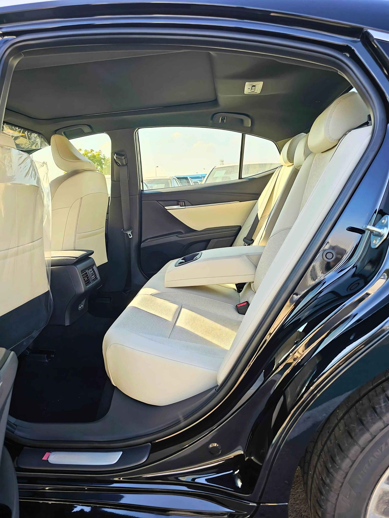 Toyota Camry GLE 2.5L V4 PETROL / RADAR / PWR SEATS / BLIND SPOT WITH PANORAMIC (CODE # GLE)