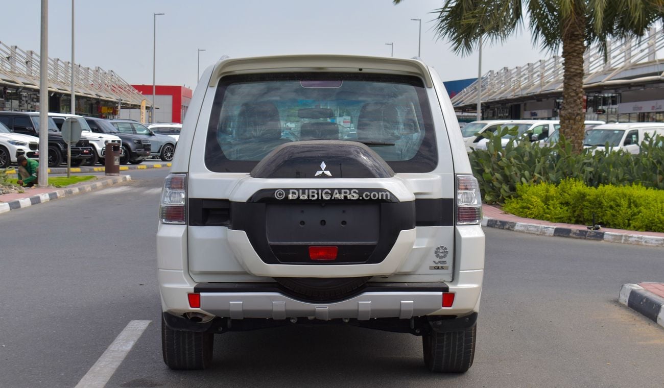 Mitsubishi Pajero GLS 3.5 L V6