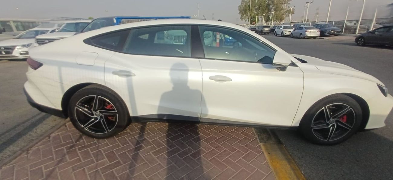 أم جي 7 STD MG 7 1.5L COLOR WHITE MODEL 2025