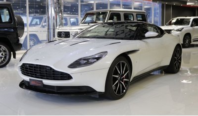 أستون مارتن DB11 ASTON MARTIN DB11-2017/ LOW MILEGE/ IMMACULATE CONDITION