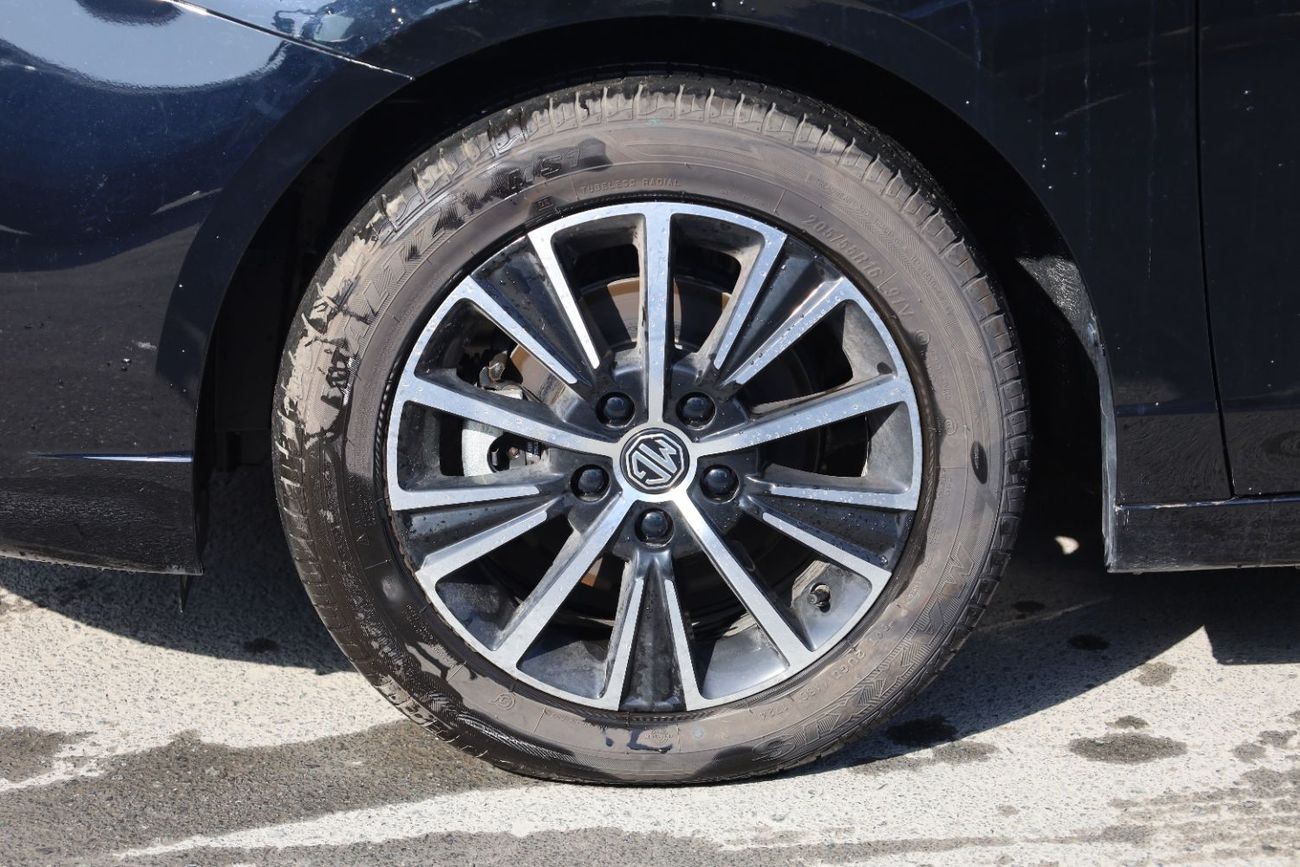 MG 5 DELUX 1.5L FULLOPTION 2025 MODEL GCC SPEC