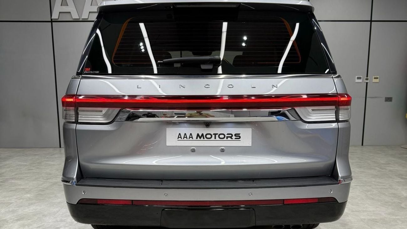 Lincoln Navigator Std 3.5L | GCC Specs | Warranty & Service Contract Until 2029 | Only 5,000 KM