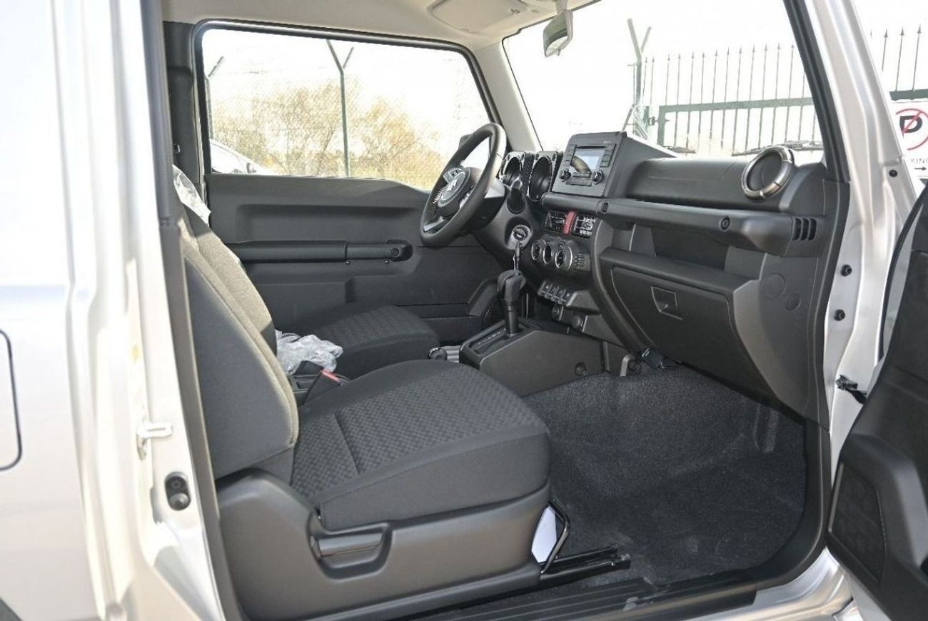 سوزوكي جيمني SUZUKI JIMNY 1.5L AUTOMATIC PETROL 4 CYLINDER , SILVER COLOR 2024 MODEL