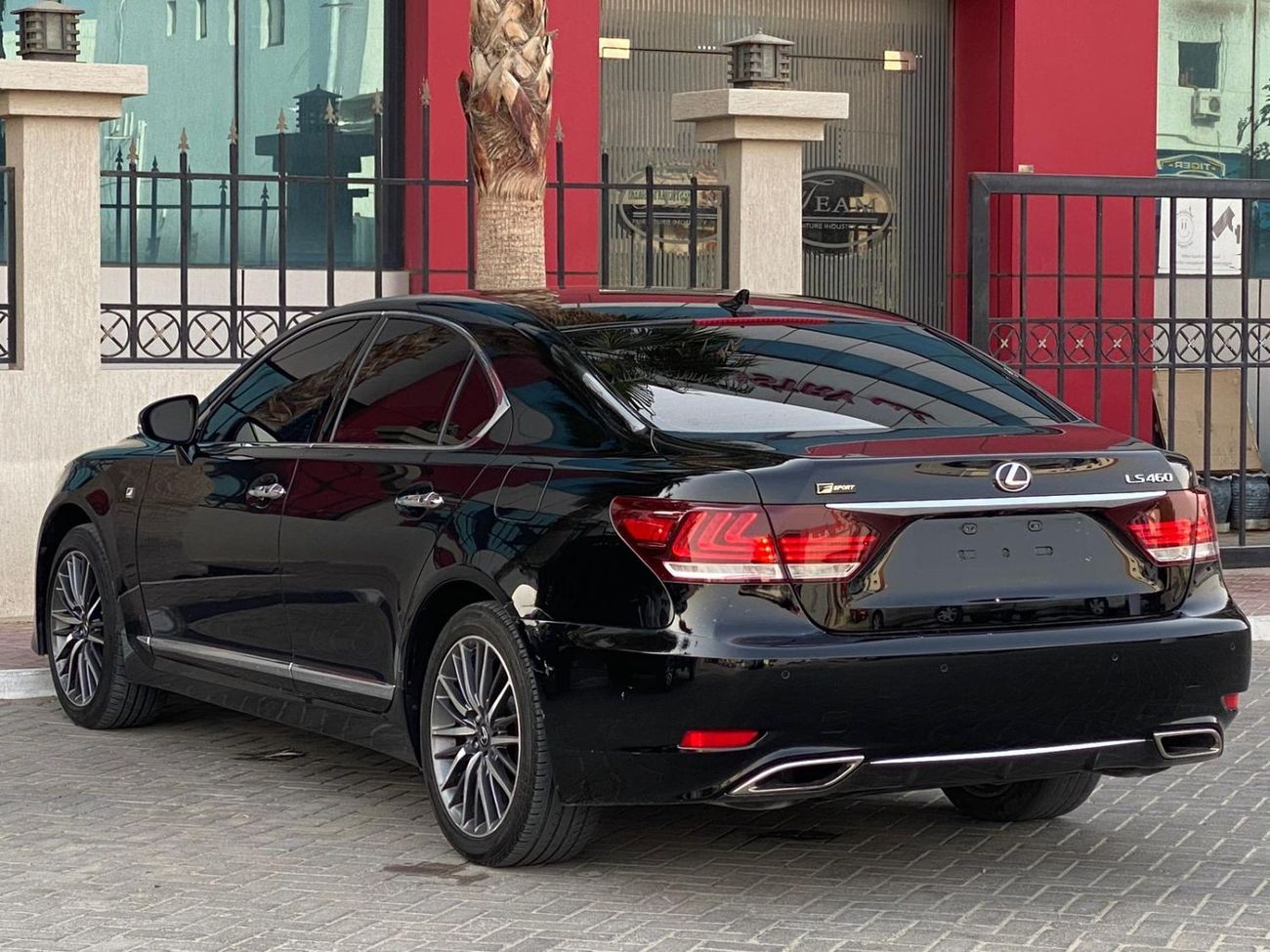 Lexus LS460 F Sport