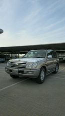 Toyota Land Cruiser GXR GCC only 30900 KM