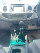 تويوتا هيلوكس diesel engine ,3.0 liter ,manual gear ,right hand drive