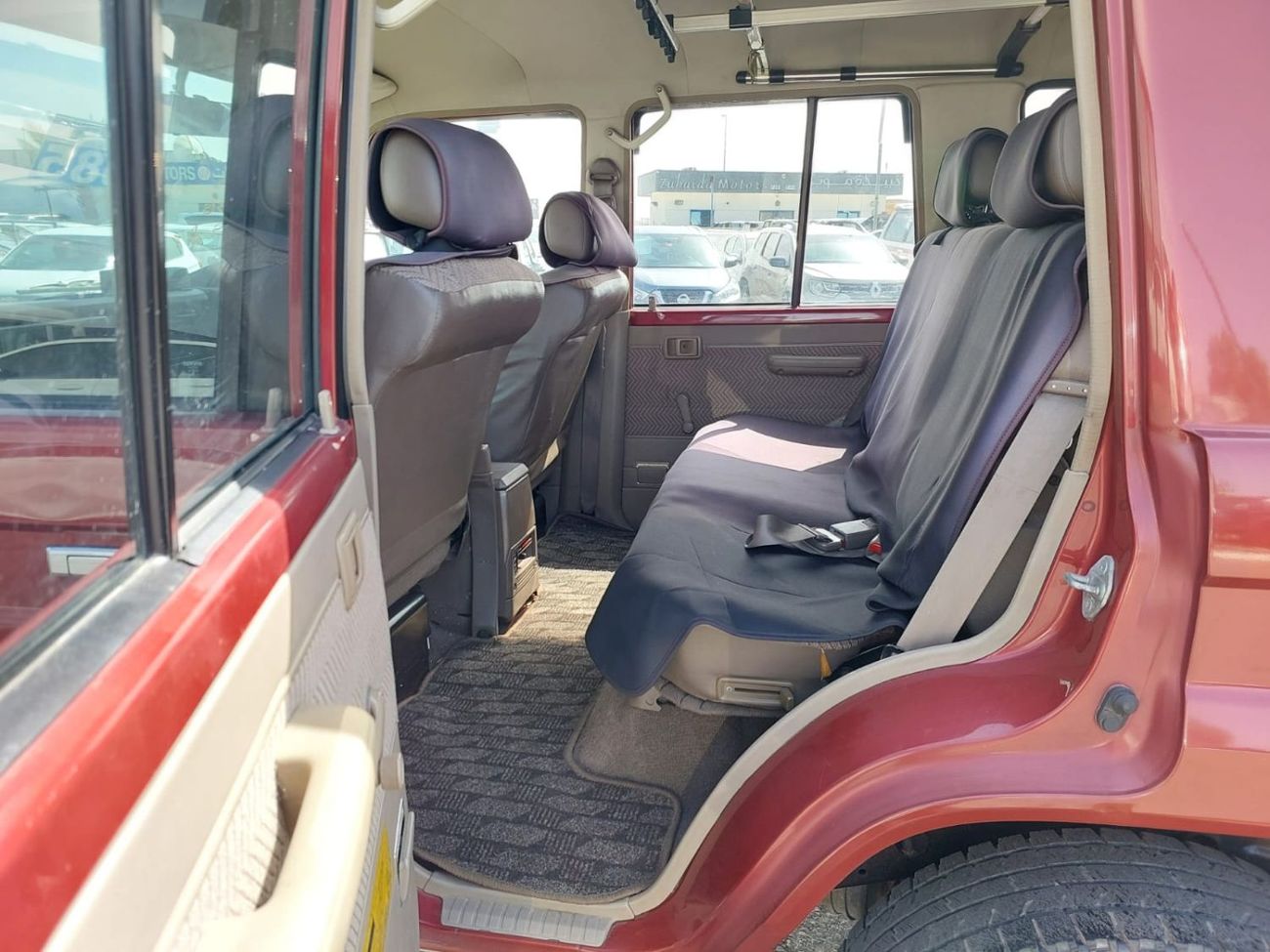 Toyota Land Cruiser (RAMADAN OFFER) TOYOTA LAND CRUISER SUV RHD 1998 MODEL 4.2 L DIESEL MANUAL(PM10436)