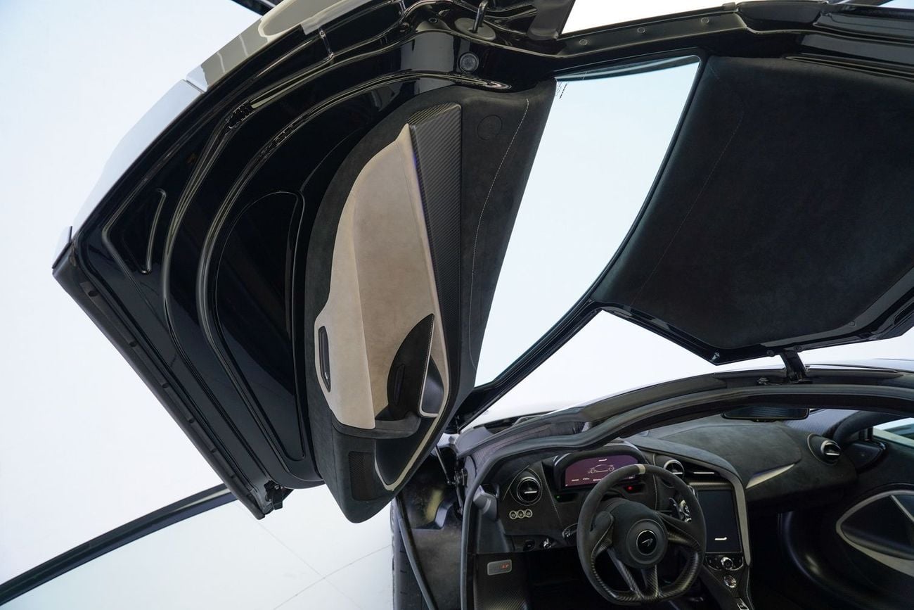 مكلارين 765LT