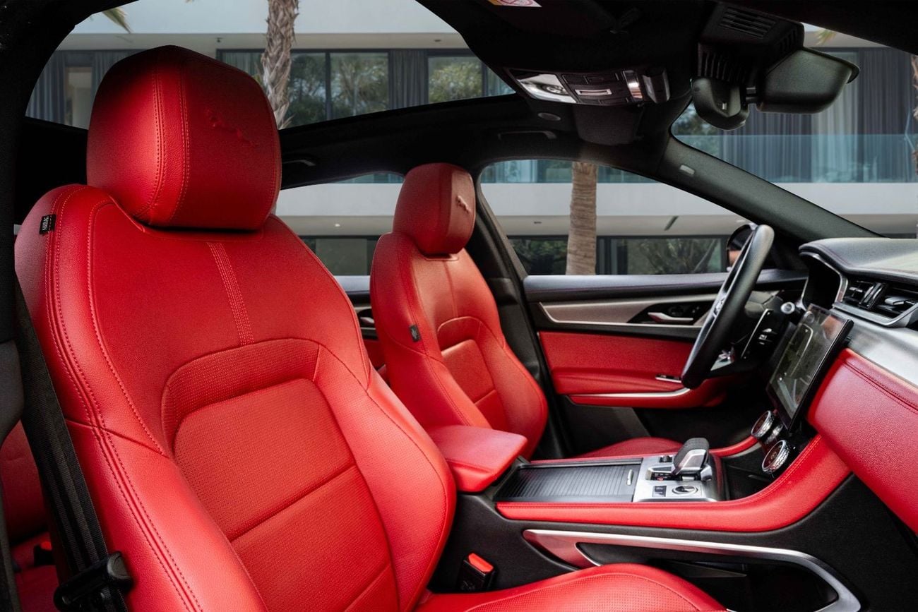 Jaguar F-PACE SE 250 R-Design | 3,329 P.M  | 0% Downpayment | Jaguar Warranty!