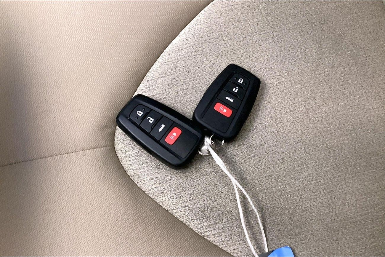 Toyota Camry SE | Guaranteed Warranty | 0 Down Payment