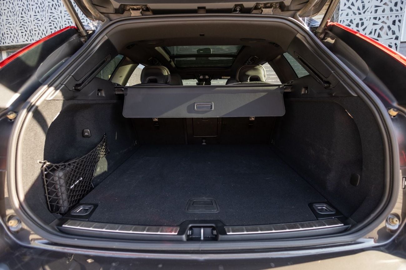 فولفو XC 60 ULTIMATE DARK ULTIMATE DARK
