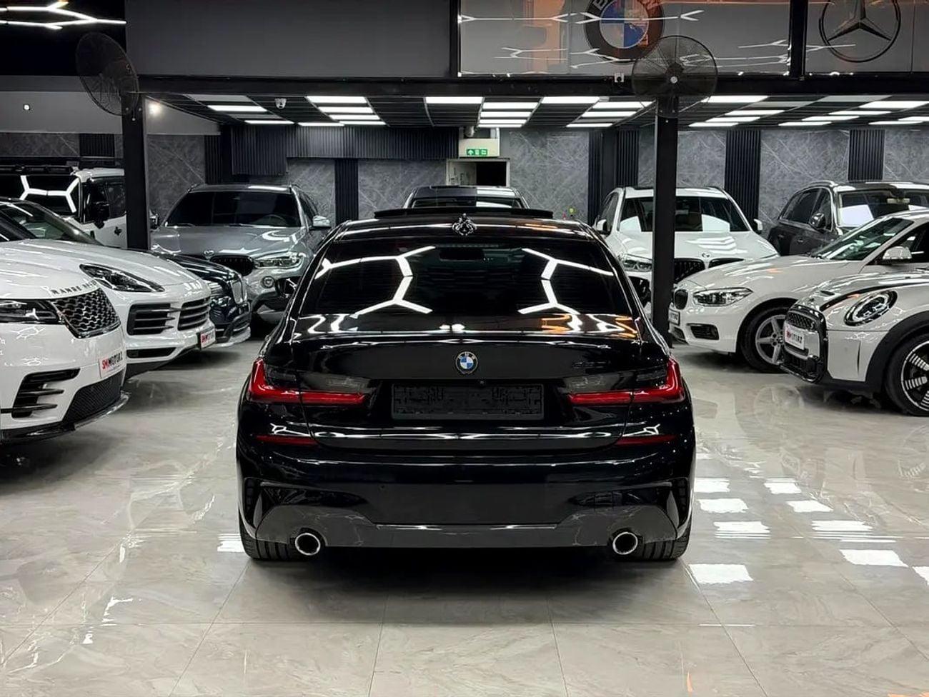 BMW 320i Exclusive 2.0L