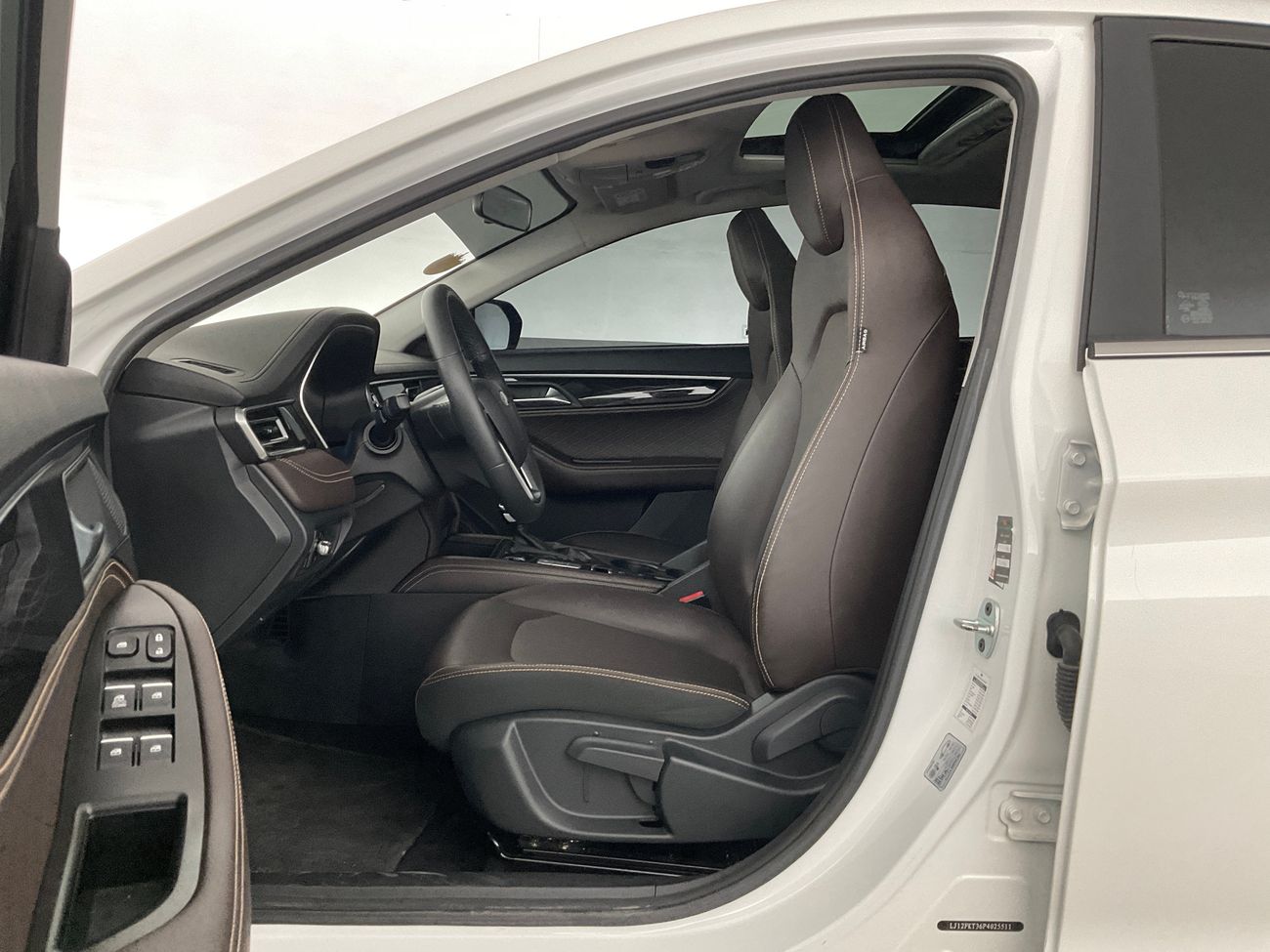 جاك J7 Intelligent | Carnival Sale • UP TO AED 20,000 OFF | شامل الضمان | 0 ﺪﻔﻋﺓ ﺃﻮﻟﻯ