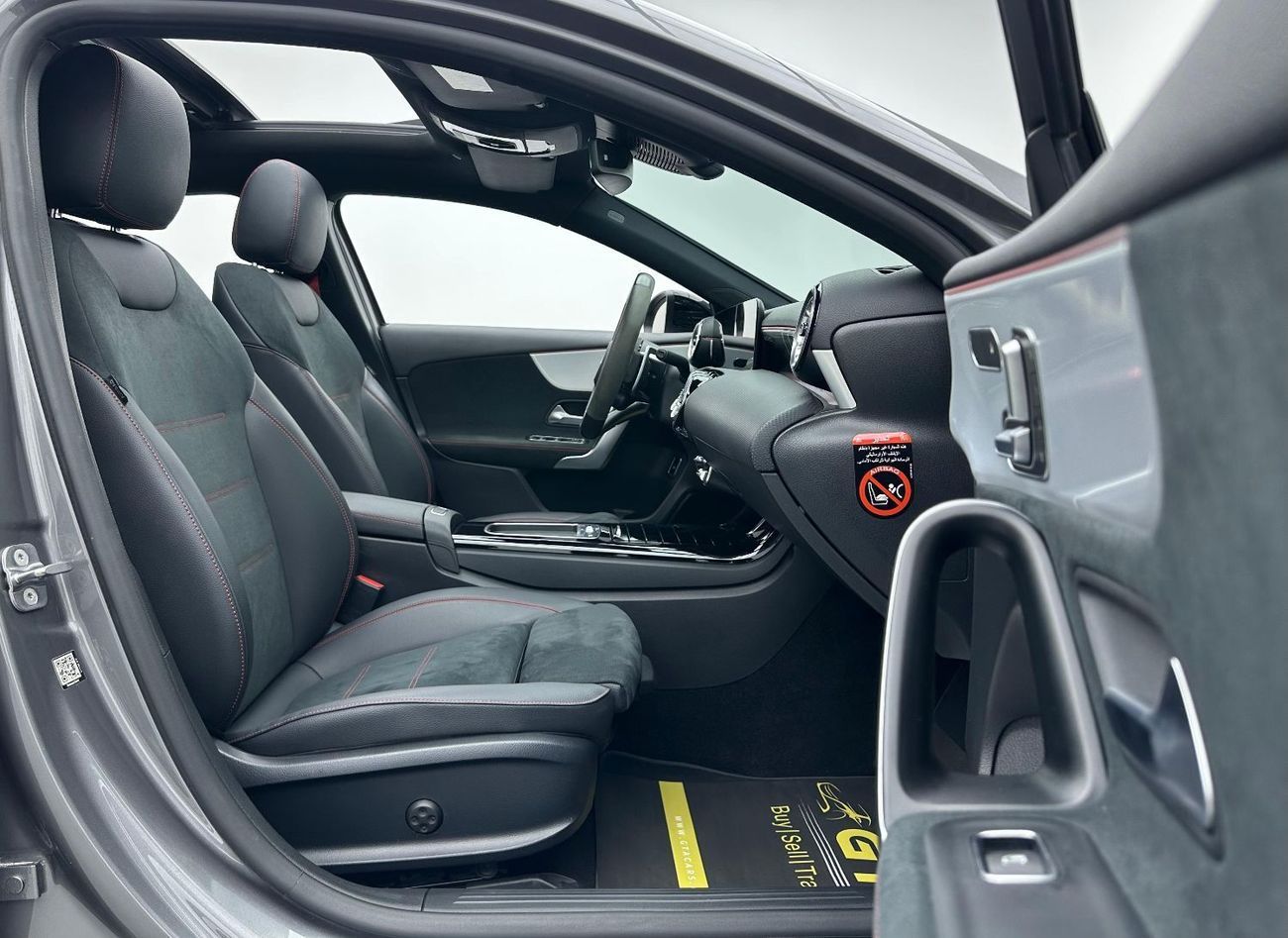 Mercedes-Benz A 35 AMG 4MATIC 2023 Mercedes Benz A35 AMG 4MATIC, 2027 Mercedes Warranty, Full Mercedes Service History, Low