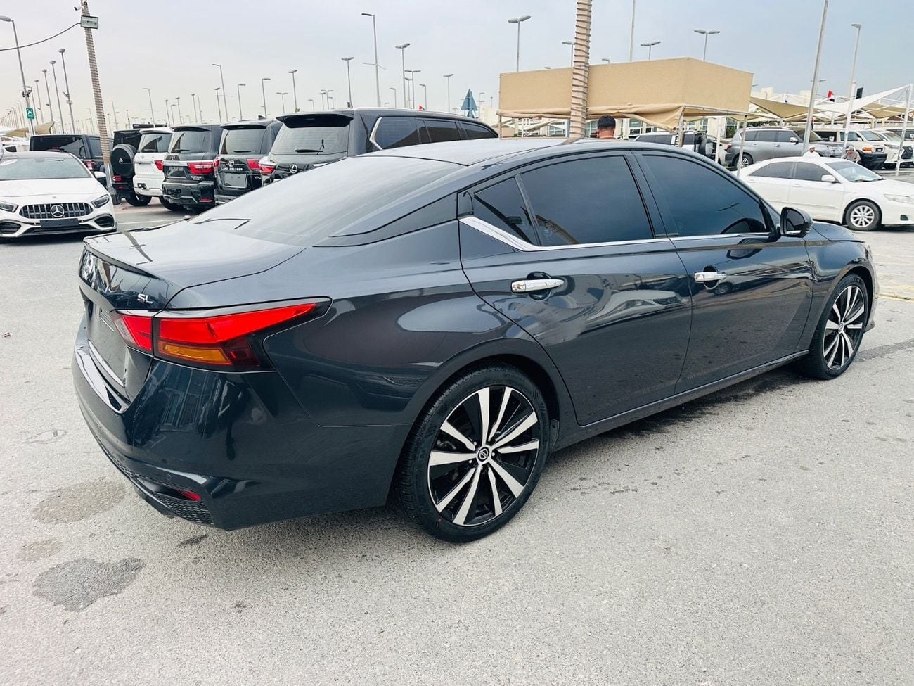 نيسان ألتيما