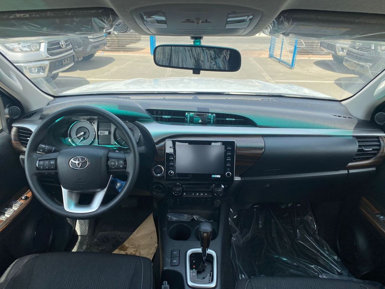 Toyota Hilux TOYOTA HILUX 4.0 AT BLACK 2023