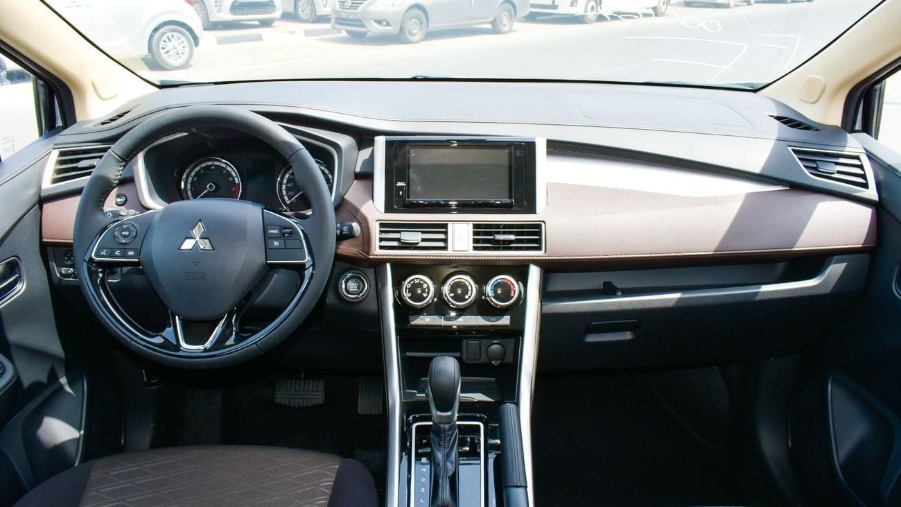 ميتسوبيشي إكسباندر كروس Brand New Mitsubishi XpanderCross 2025 1.5L A/T FWD|Petrol|Silver/Black |XPANDER-CR-25| FOR EXPORT O