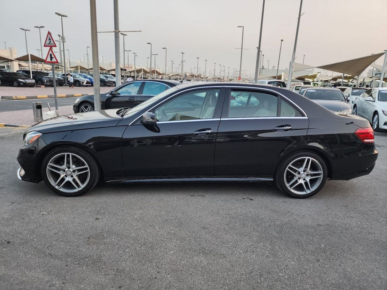 Mercedes-Benz E 350 Std Mercedes E350 _American_2016_Excellent Condition _Full option