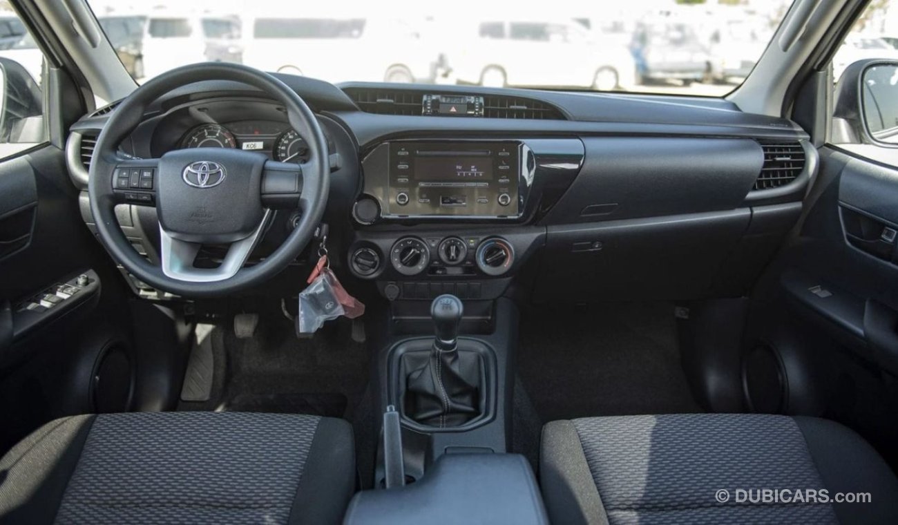 Toyota Hilux HILUX 2.4L MED OPTION