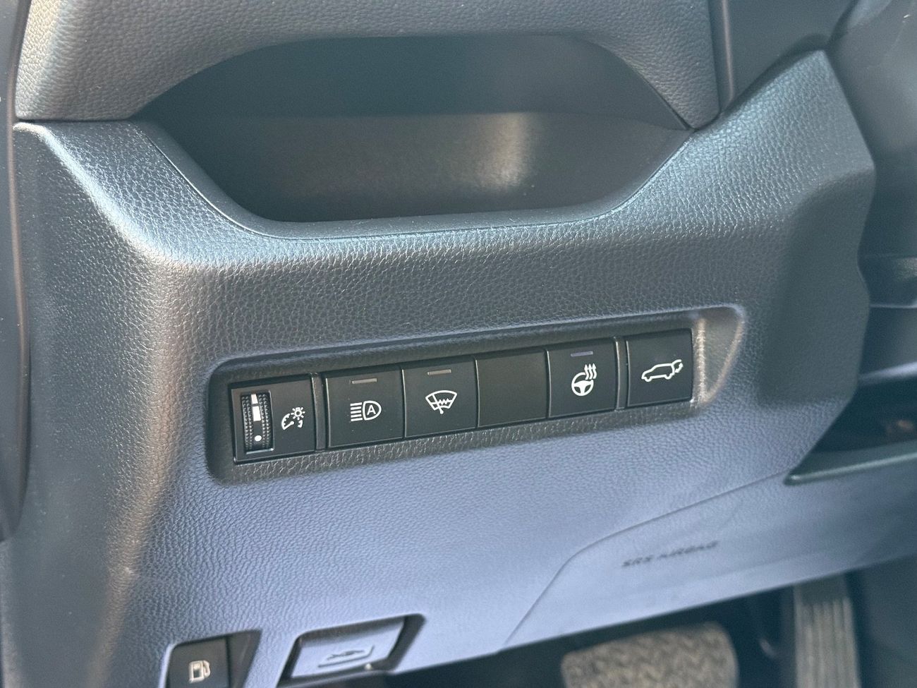 تويوتا راف ٤ 2022 TOYOTA RAV4 SE HYBRID 4x4 FULL OPTIONS IMPORTED FROM USA