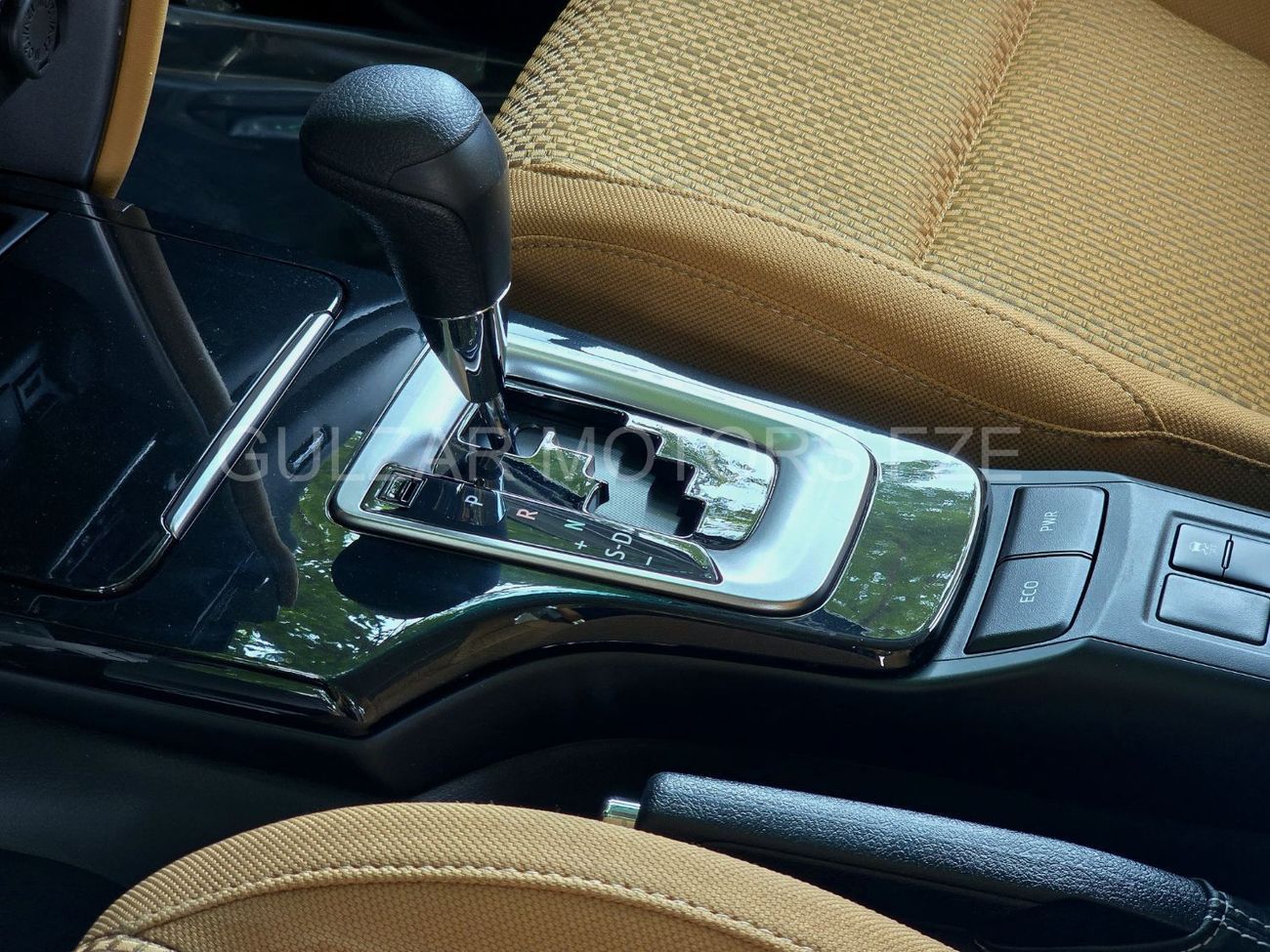 Toyota Fortuner TOYOTA FORTUNER 2.7 - G A/T - DIGITAL A.C - BLACK INSIDE TAN - 2025 MODEL - OMANI