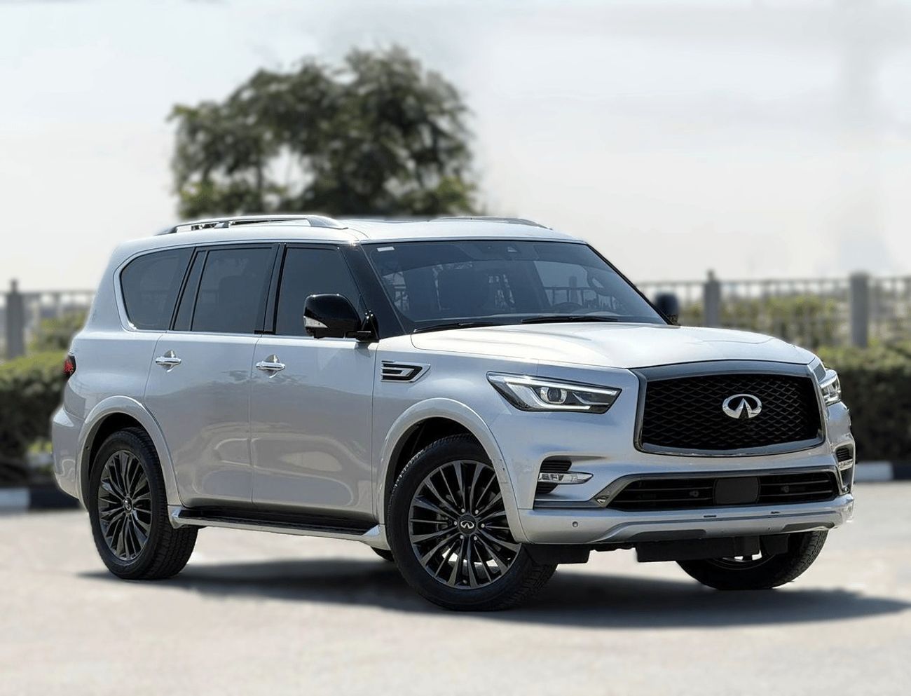 Infiniti QX80 Sensory 8 5.6L INFINITI QX80 | GCC SPECS | YEAR: 2021 | FULL-SERVICE HISTORY WITH AGENCY | WARRANTY