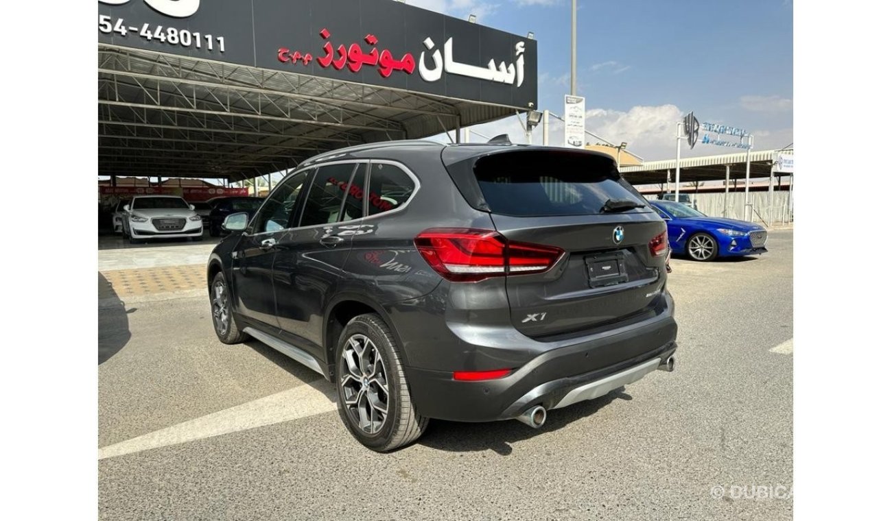Used BMW X1 2021 for sale in Dubai - 570553