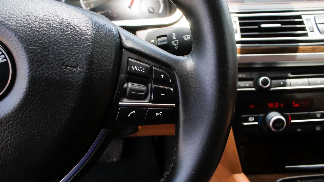 بي أم دبليو 740Li Li With 760 body kit