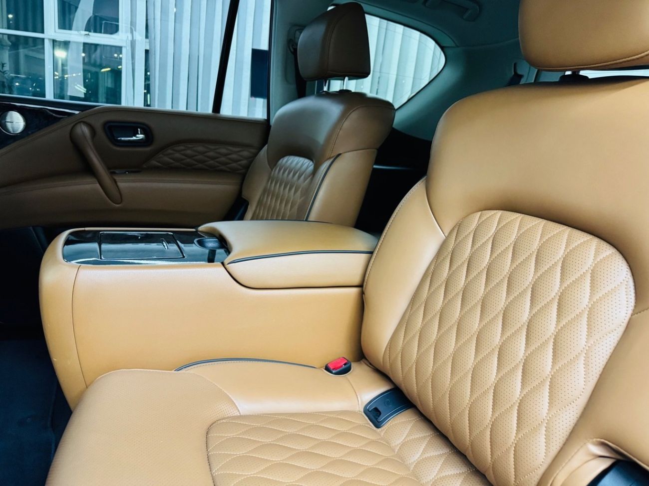 إنفينيتي QX80 Luxury 5.6L