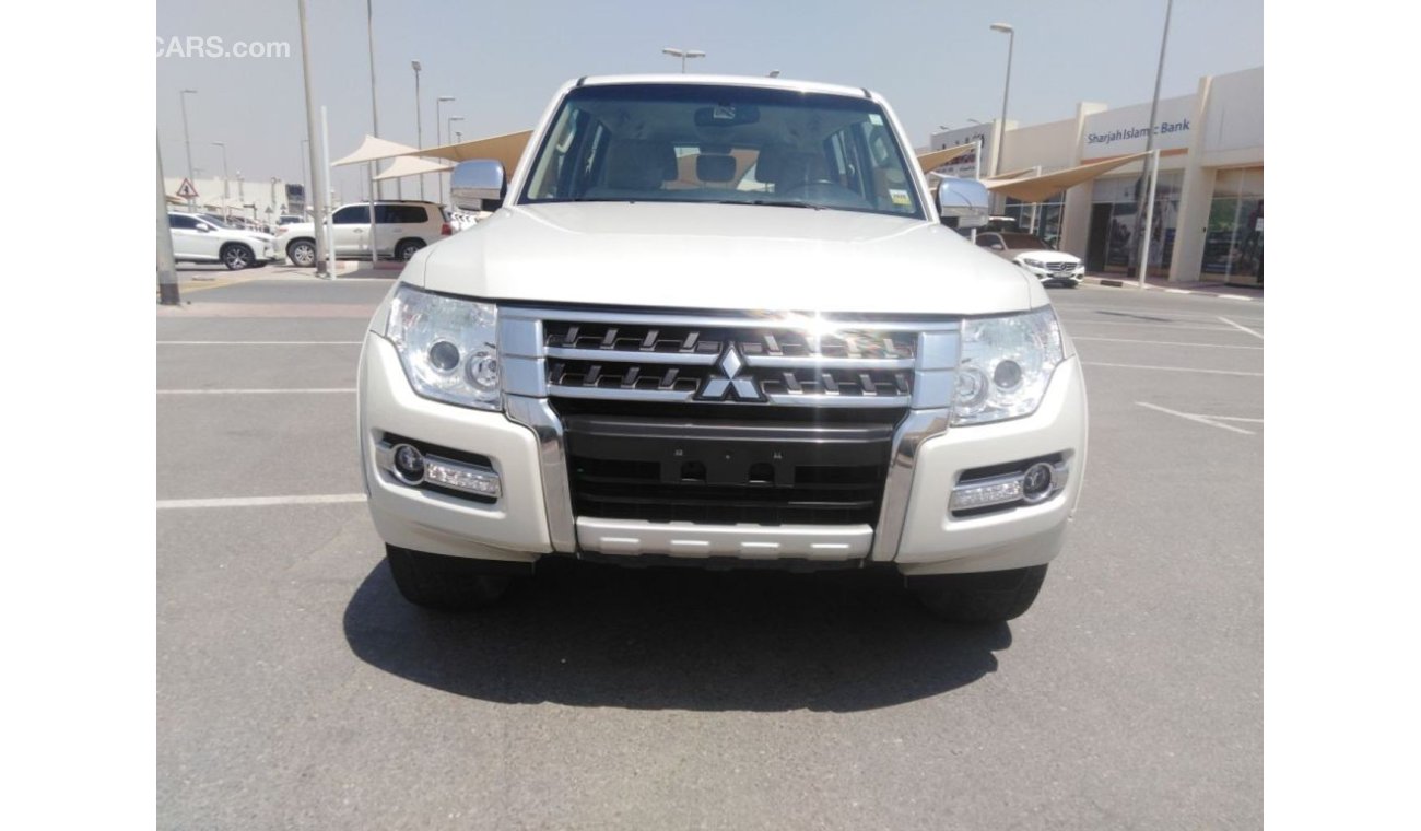 Mitsubishi Pajero Mitsubishi Pajero 2016 gcc full Automatic,,,, very good condition for sale