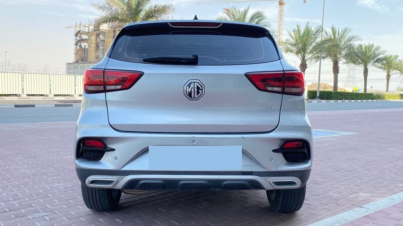 MG ZS ZS LUXURY  1.5L A/T SUV  FWD  GCC BLUE