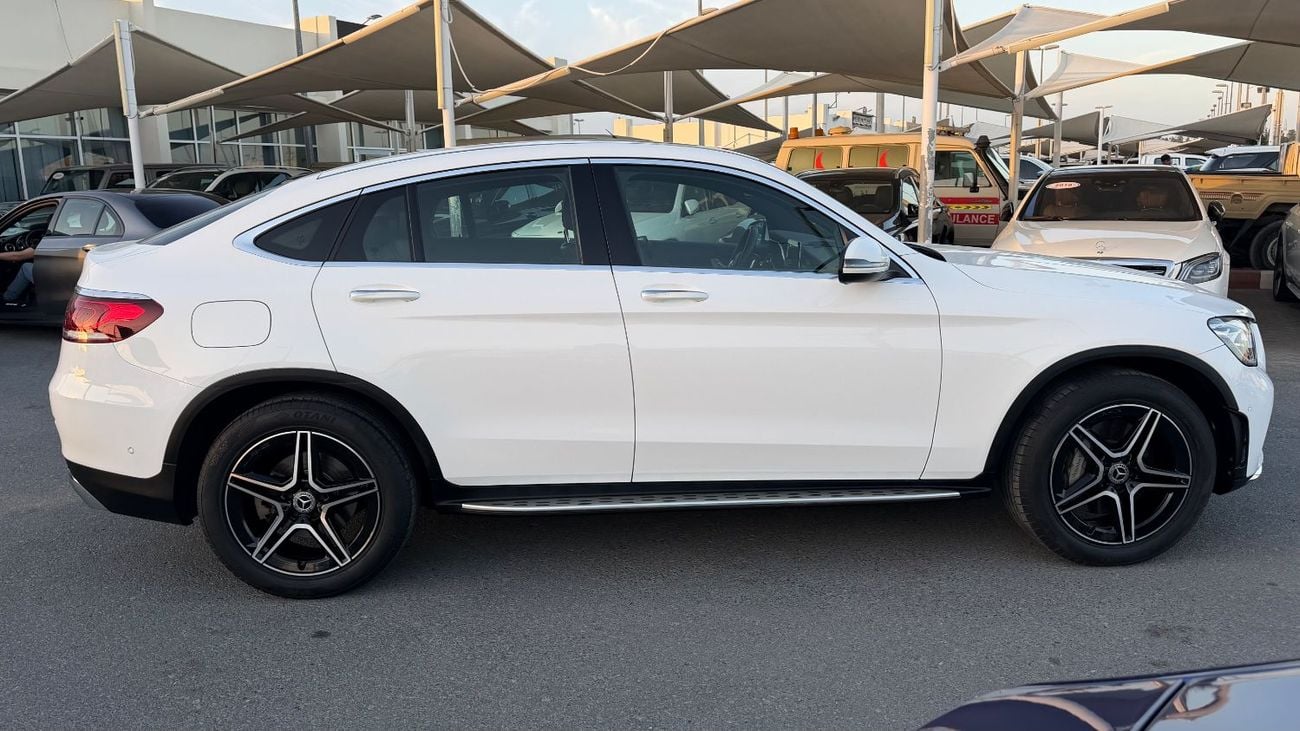 Mercedes Benz GLC200 PREMIUM PLUS